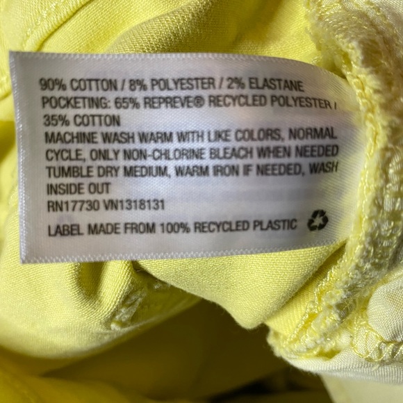 Universal Threads High-Rise Shortie Shorts - Picture 6 of 7